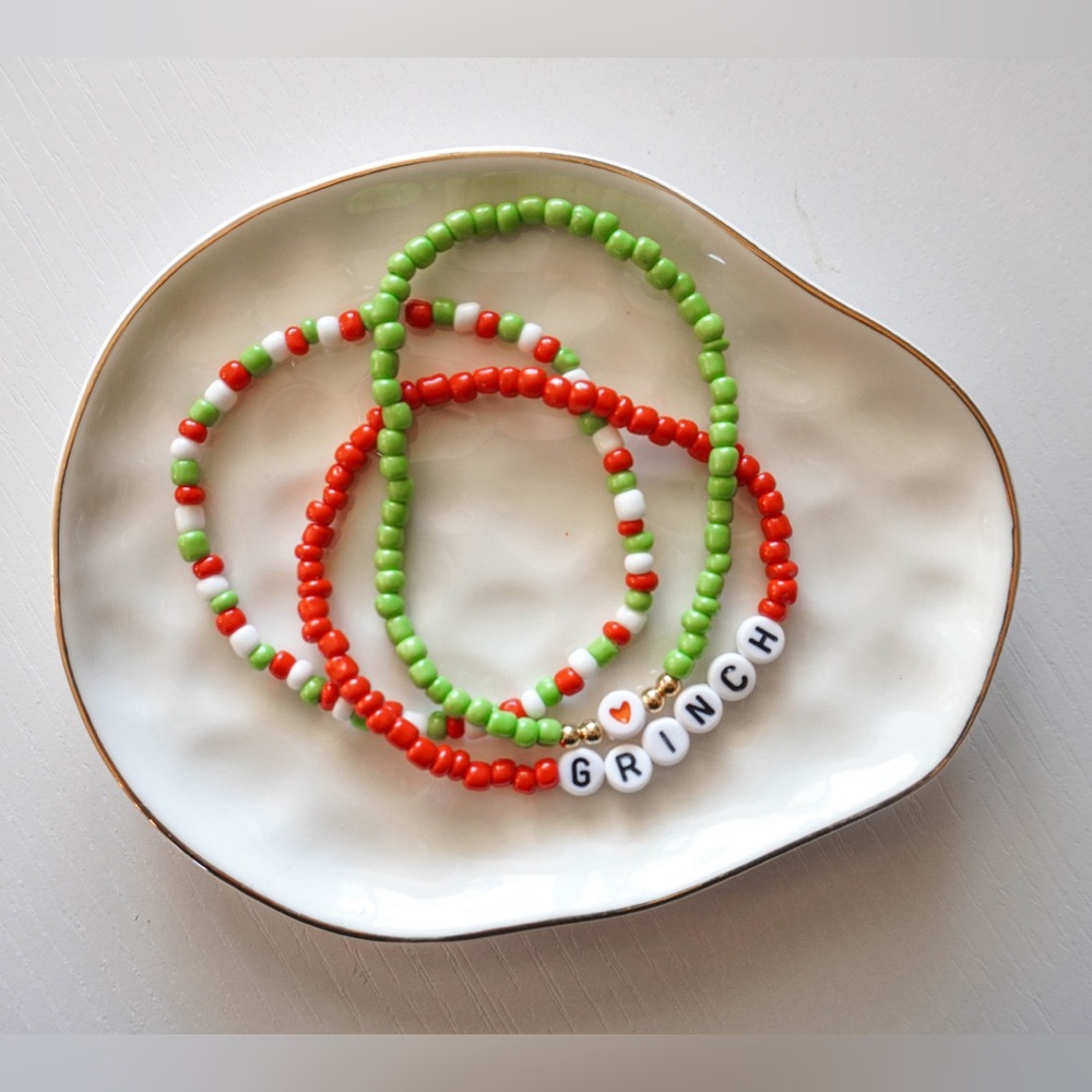 Grinch Christmas Beaded Bracelets